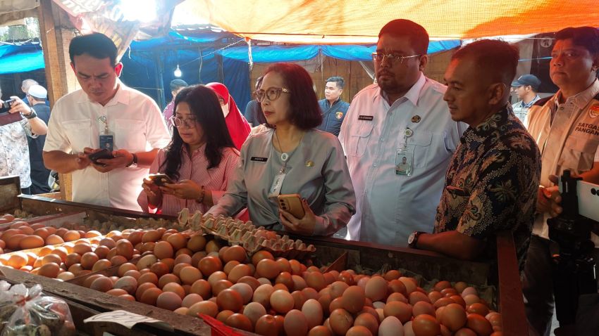 Pemprov Sumut dan Satgas Pangan Tinjau Harga Bapokting di Pasar Simpang Limun