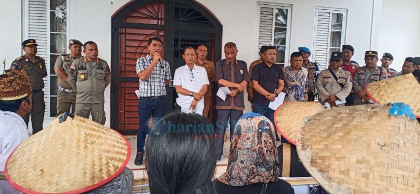 DPRD Simalungun Terima Audiensi Petani Nagori Purba Sari