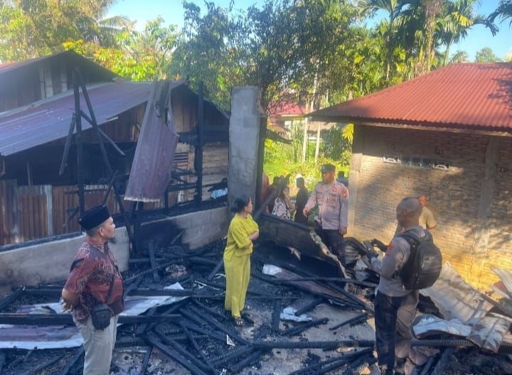 Cekcok Rumah Tangga Berujung Pembakaran Rumah Sendiri Ditangani Polisi