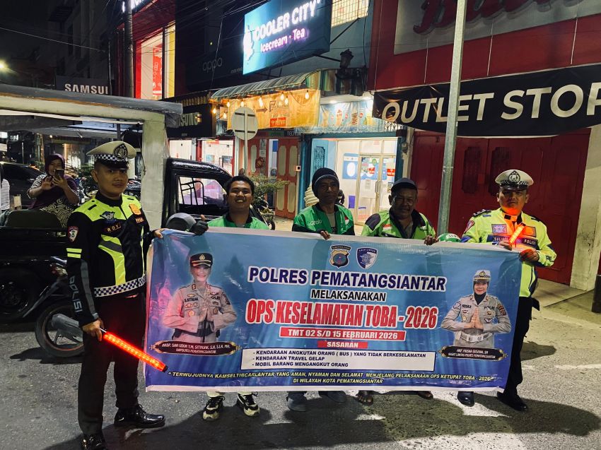 Satlantas Polres Pematangsiantar Gencarkan Sosialisasi Ops Keselamatan Toba 2026 di Malam Hari