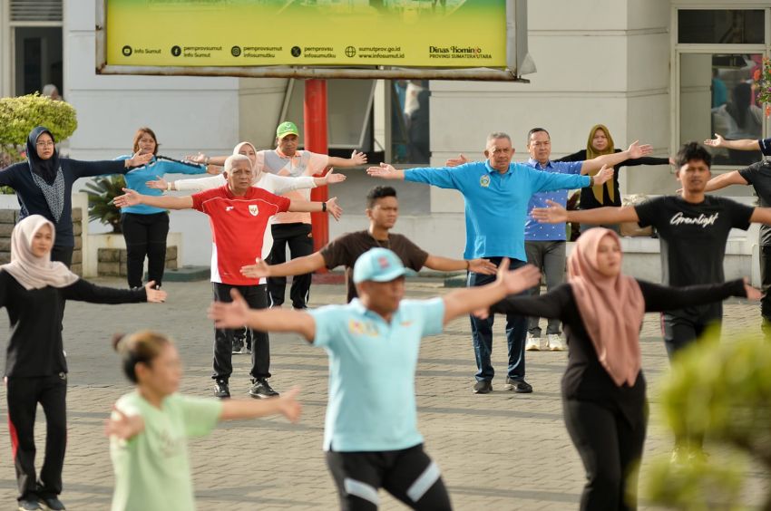 Wujudkan Gerakan Indonesia ASRI, Wagub Sumut Surya Ajak ASN &lsquo;Perangi&rsquo; Sampah