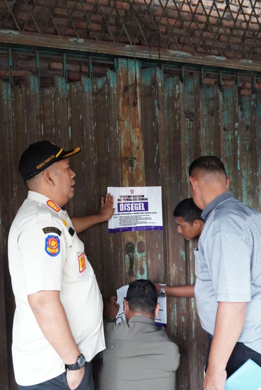 17 Lapak Pasar Delimas Disegel, Pemkab Deliserdang Tegaskan HGB Sudah Berakhir