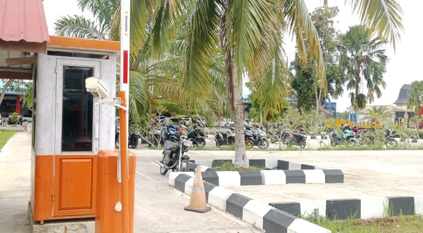 Parkir di Bandara Binaka Disorot Warga, Transparansi Dana Dipertanyakan