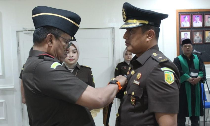 Kajari Binjai Lantik Ronald Siagian sebagai Kasi Intelijen