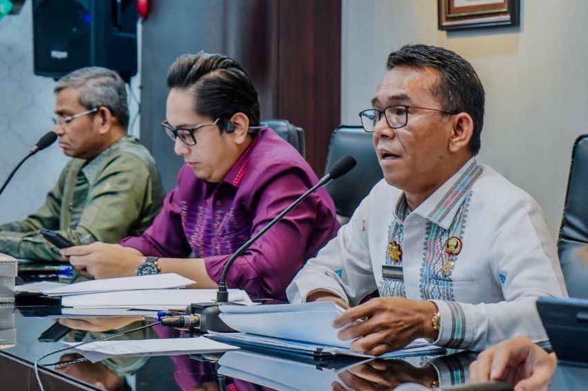 Rico Waas Prioritaskan Digitalisasi, Ambulans Terintegrasi dan Layanan KK-KTP di Kelurahan