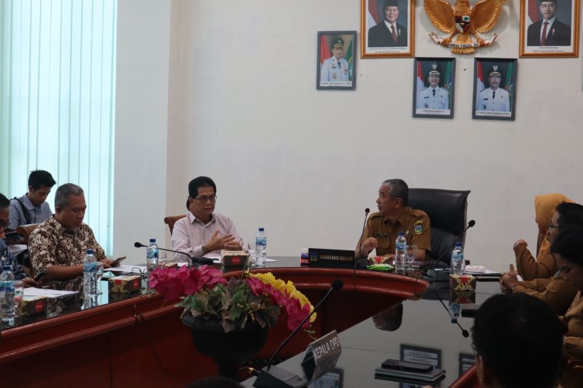 Sekda Tebingtinggi Paparkan Strategi Penguatan UMKM Saat Terima Kunker Bapemperda DPRD Sumut