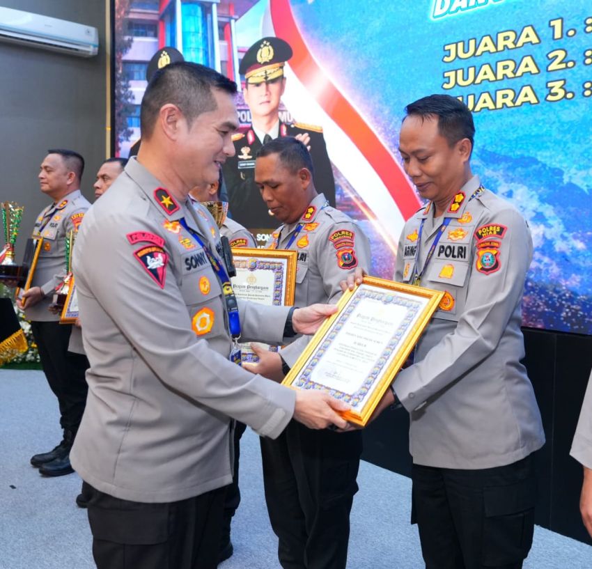 Polres Nias Raih Juara II Layanan Call Center 110 Polda Sumut