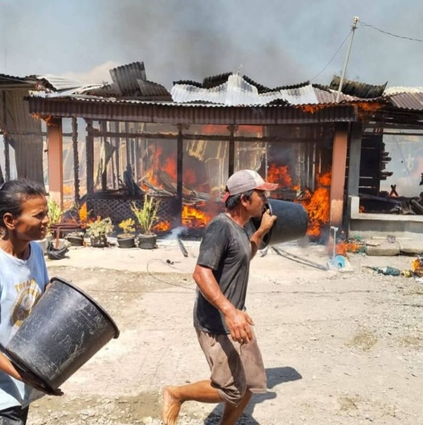 7 Rumah Dilalap Si Jago Merah, 2 Rumah Dirusak di Lau Kasumpat