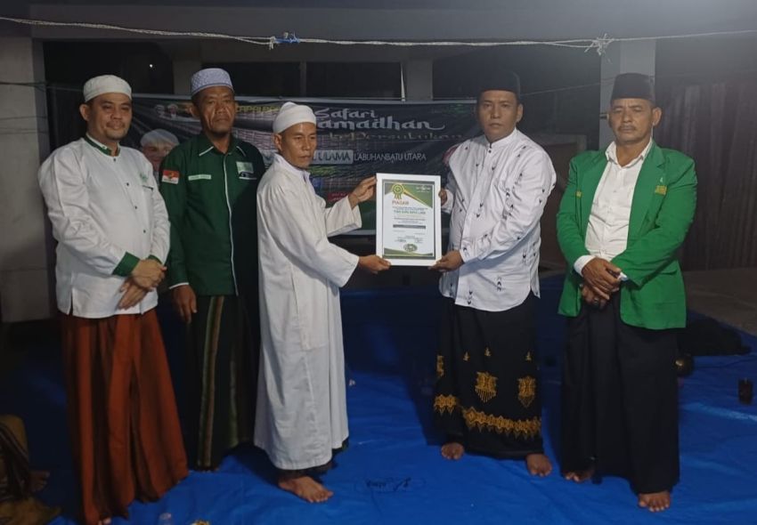 Ketua PCNU Labura Kunjungi Persulukan Babussalamah Desa Parpaudangan