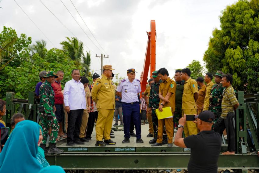Bupati Batubara Harapkan Jembatan Bailey Hubungkan Desa Sidomulyo dan Sei Buah Keras Berfungsi Sebelum Lebaran