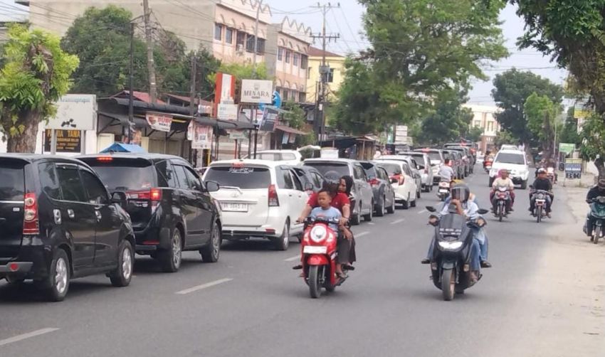 Arus Balik Jalinsum Labuhanbatu Padat, Polisi Imbau Pemudik Tertib