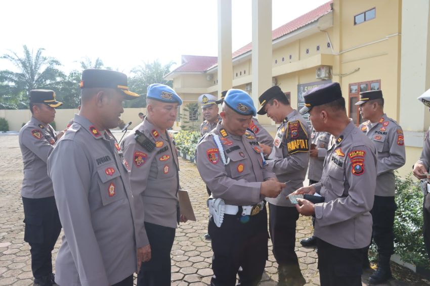 Propam Polda Sumut Sidak Polres Palas, Periksa HP hingga Tes Urine Personel