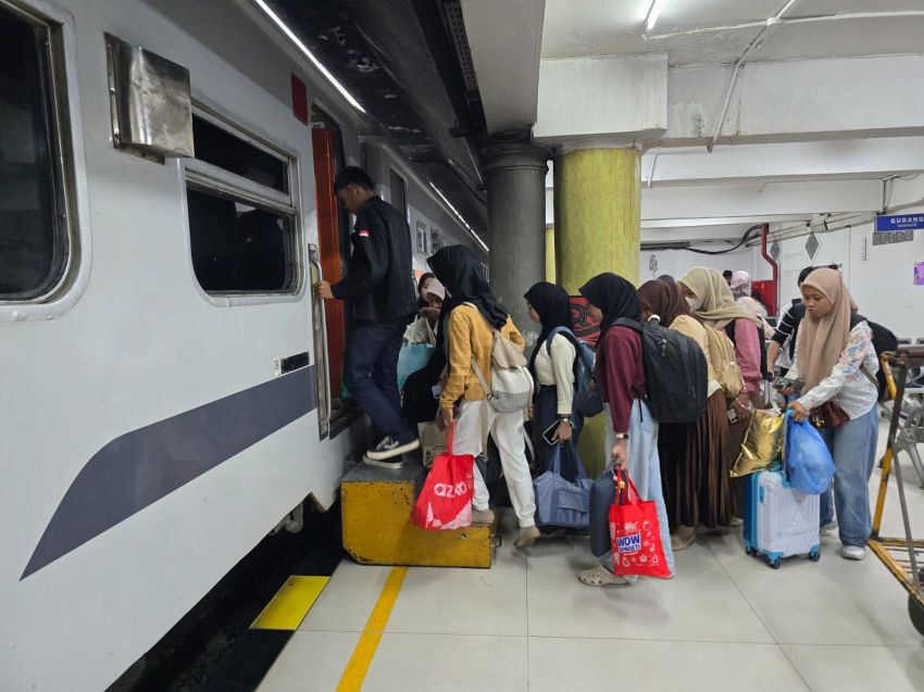 Arus Mudik KA Sumut Meningkat, 11.000 Penumpang Tinggalkan Medan