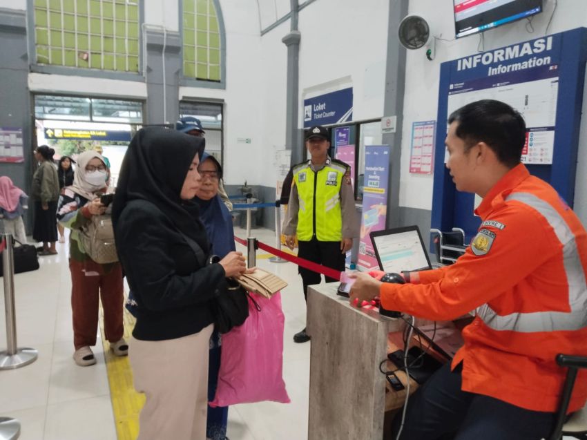 Arus Balik Lebaran, Polisi Amankan Stasiun Kereta Api Siantar