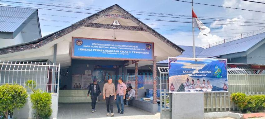 Polres Samosir Gelar Rekonstruksi di Lapas Kelas III Pangururan, Wartawan Tidak Boleh Bawa Handphone