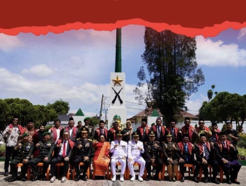 Peringati Hari Jadi ke-80, Bupati Karo dan Forkopimda Tabur Bunga di Makam Pahlawan Kabanjahe