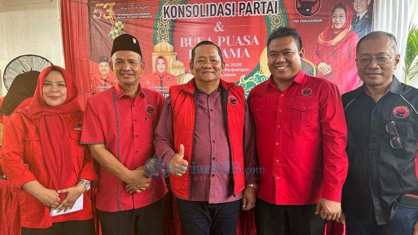 DPD PDI-P Sumut Serahkan 30 SK DPC Periode 2025&ndash;2030, Tiga Daerah Masih Proses verifikasi DPP