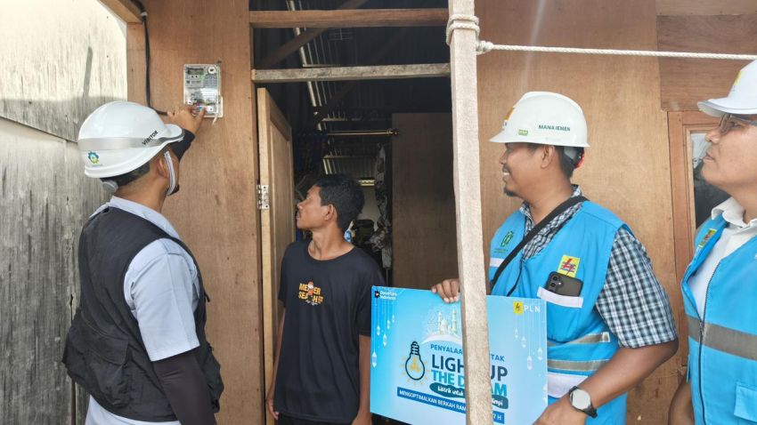 PLN UID Sumut Nyalakan Listrik Gratis bagi 136 Rumah Tangga Prasejahtera Lewat Program Light Up The Dream