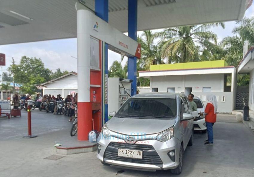 Antrian Panjang Kembali Terjadi Di SPBU, Polres Batubara Minta Masyarakat Tak Panik
