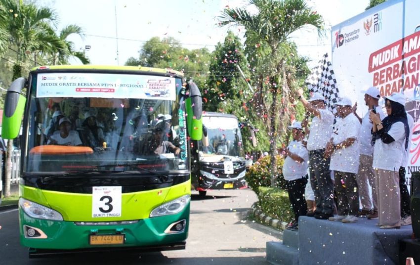 PTPN 1 Regional 1 Lepas 3 Bus Mudik Gratis ke Pekanbaru dan Bukit Tinggi