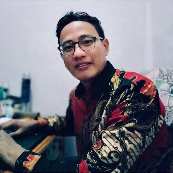 Ketegangan AS-Iran Tekan Rupiah, Dolar Dekati Rp17.000