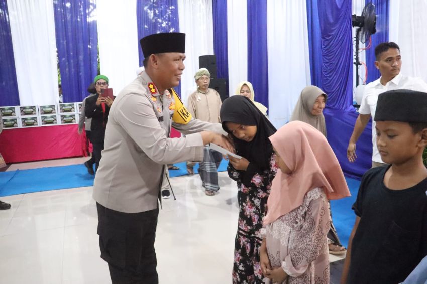 Safari Ramadan, Kapolres Simalungun Santuni Anak Yatim dan Kaum Dhuafa