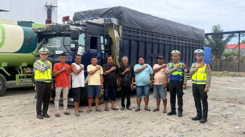 Sat Lantas Polres Pematangsiantar Sosialisasikan Aturan Pembatasan Truk