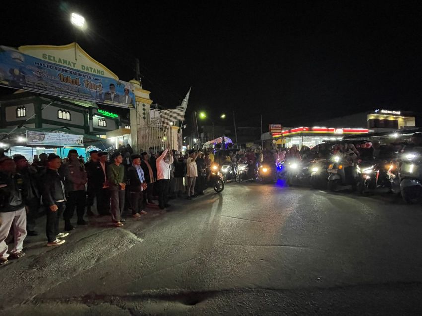 Ribuan Warga Meriahkan Pawai Takbiran di Kabanjahe
