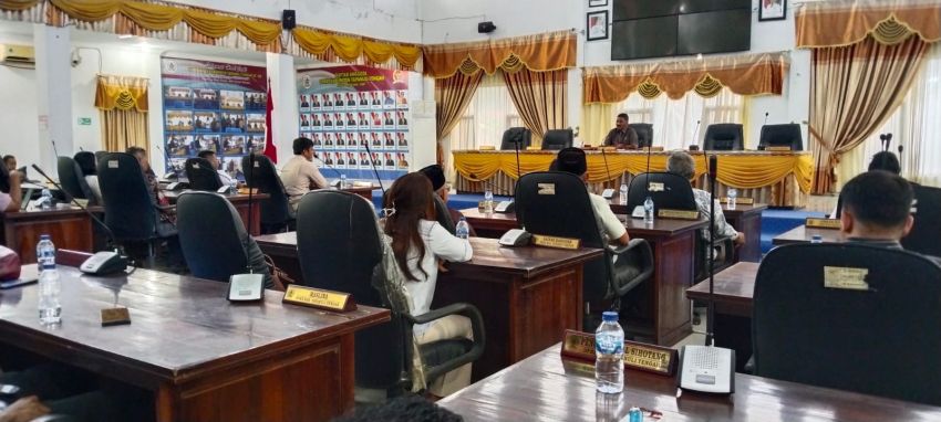 Tak Dihadiri Eksekutif, Paripurna LPKJ Tapteng Ditunda