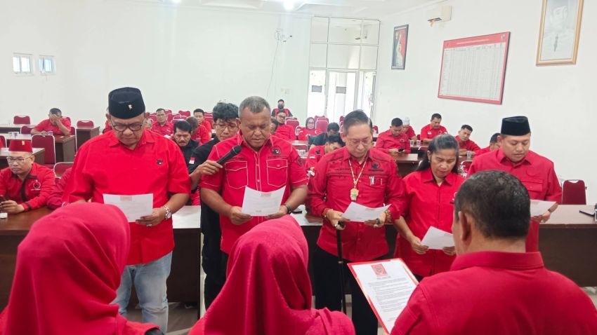Lima Pengurus Baru DPD PDIP Sumut Dilantik, Bantah Isu Pergantian Ketua