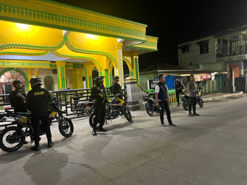 Brimob Polda Sumut Gelar Patroli Skala Besar di Belawan