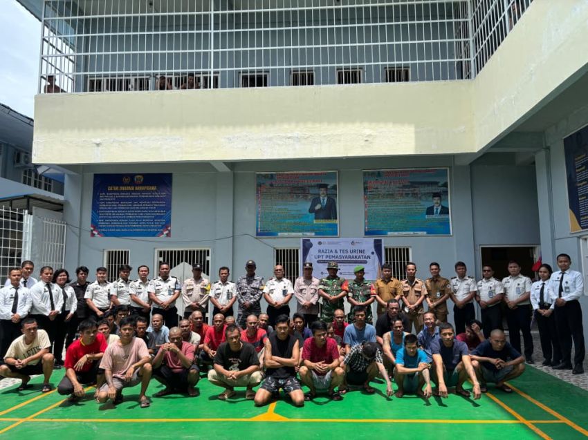 Lapas Barus Gelar Razia dan Tes Urine Peringati Hari Bakti Pemasyarakatan Ke-62