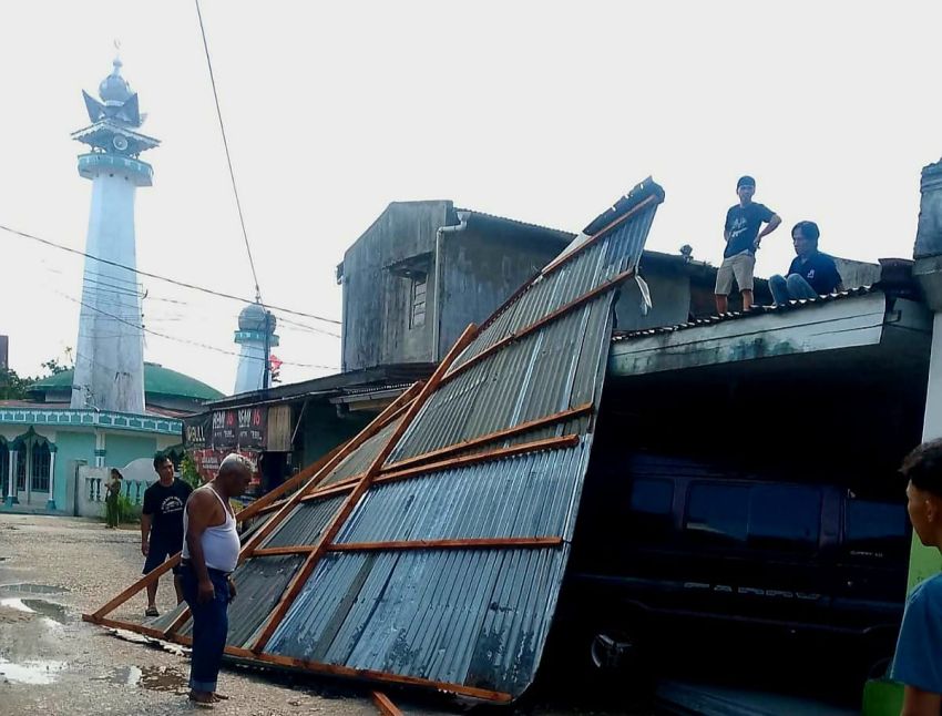 13 Unit Rumah Rusak Diterjang Angin di Kecamatan Sidikalang