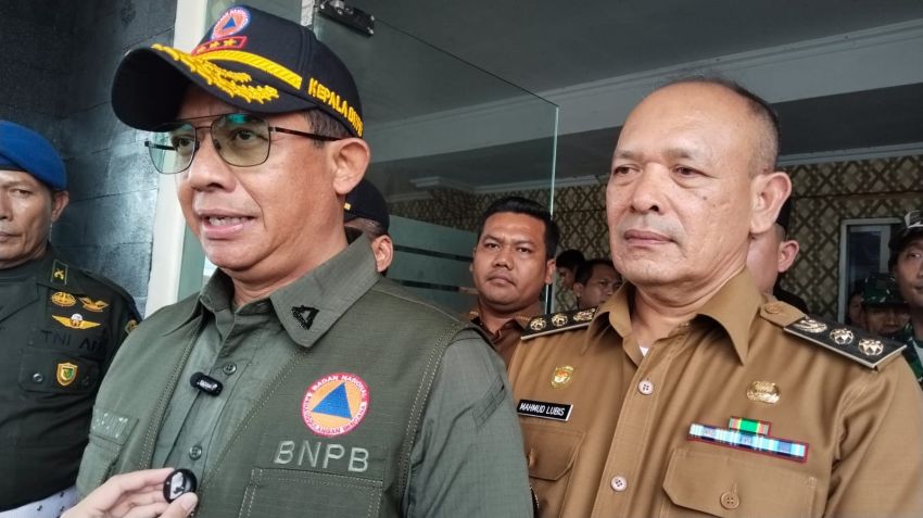 BNPB Salurkan Bantuan Stimulan Rumah Rusak Kabupaten Tapteng dan Aceh Tamiang, Suharyanto: Tidak Bentuk Cash