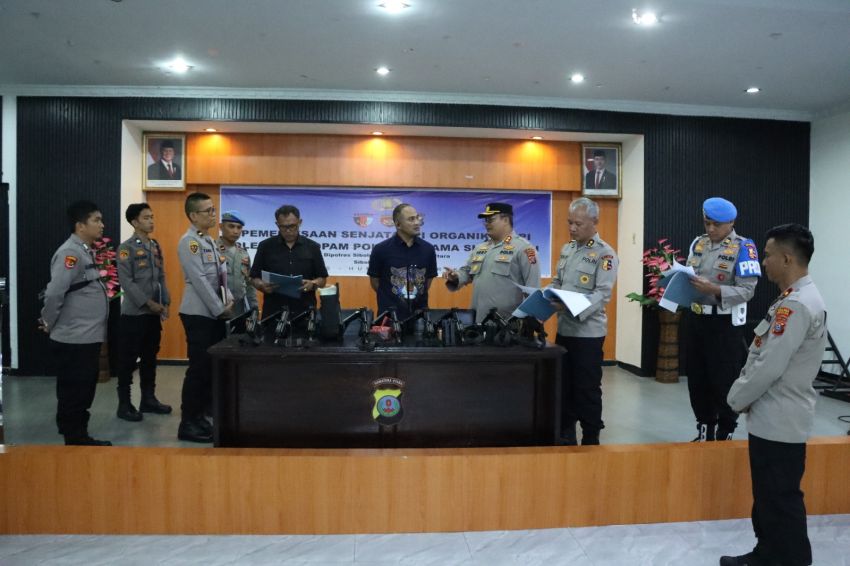 Tim Div Propam Polri dan SLOG Mabes Polri Gelar Pemeriksaan Senjata Organik Dinas Polres Sibolga