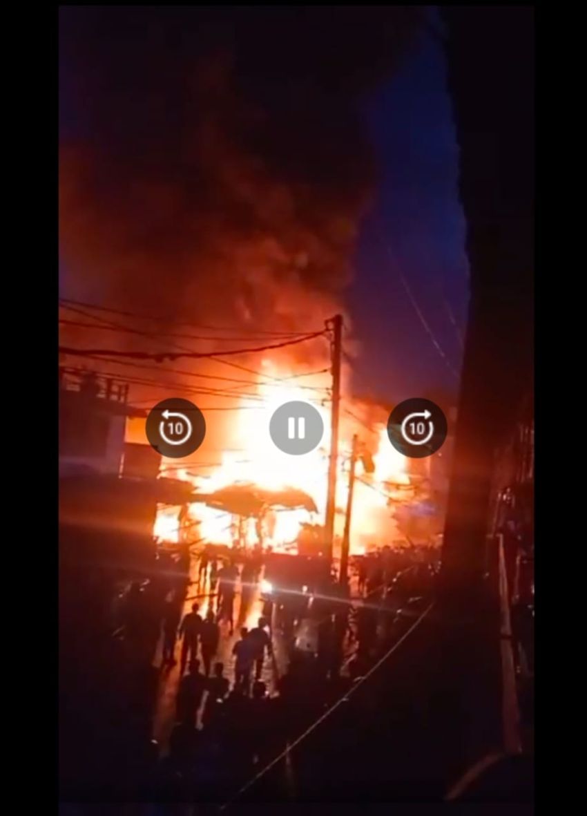 5 Toko di Gunungsitoli Terbakar