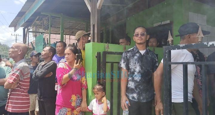 Kantor Lurah Lubuk Tukko Disegel Warga, Camat Turun Tangan Cari Solusi