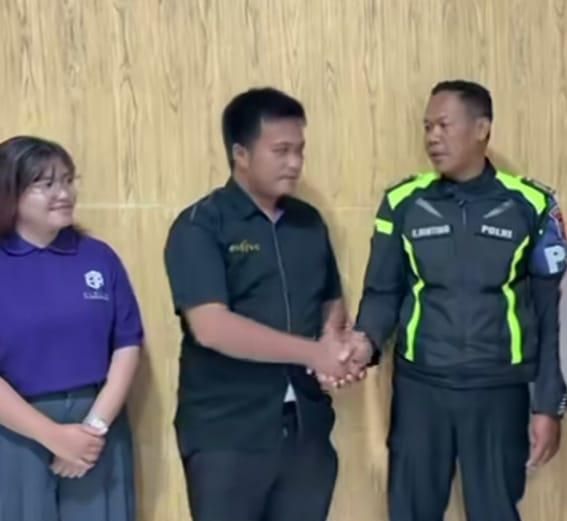 Sempat Cekcok, Supir Travel Eldivo dan Petugas PJR Polda Sumut Berdamai
