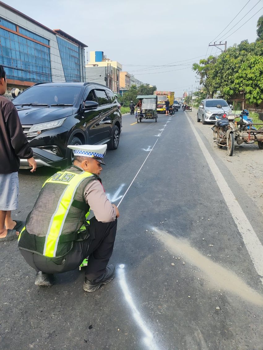 Tabrak Lari di Sunggal, Satu Penumpang Becak Tewas