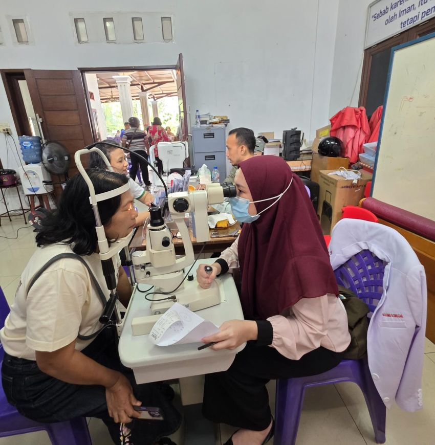 Pererat Kebersamaan, Moria GBKP Setia Budi Adakan Senam dan Cek Mata Gratis