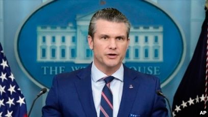 Trump Bersih-Bersih, Pecat Jenderal Angkatan Darat dan Jaksa Agung