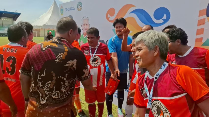 Kapolrestabes Medan Beri Dukungan Penuh Pertandingan Mini Soccer Piala Gubsu 2026