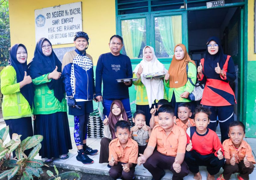 Bupati dan Wabup Sergai Gowes Tinjau Program MBG di Sekolah
