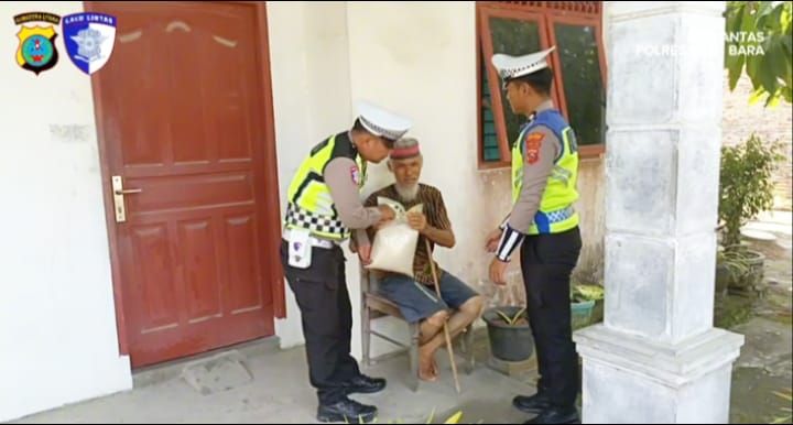Satlantas Polres Batubara Gelar Patroli Dan Aksi Sosial Bagikan Sembako