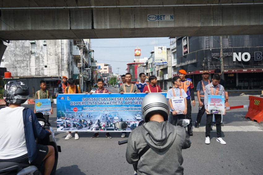 7.271 Pelanggan Padati Kereta Api Saat Libur Paskah