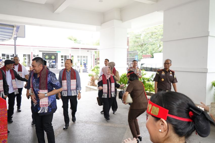 Monitor dan Evaluasi KUHP-KUHAP Baru, Komisi III DPR Pusatkan Kunker di Kejati Sumut