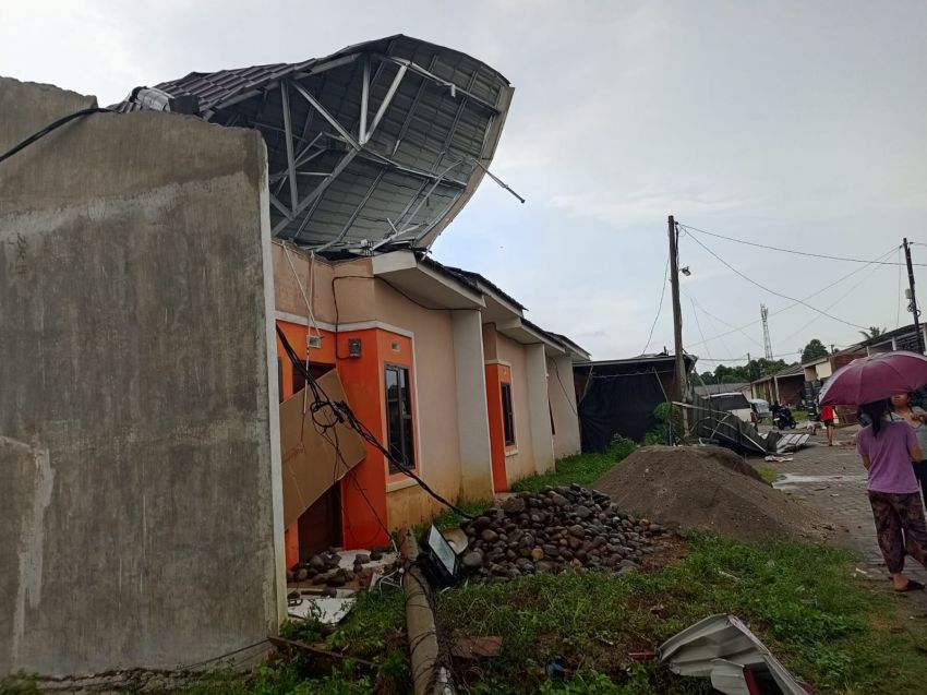 Puting Beliung Rusak 10 Rumah Warga di Namorambe, 3 Kecamatan Lain Ikut Terdampak