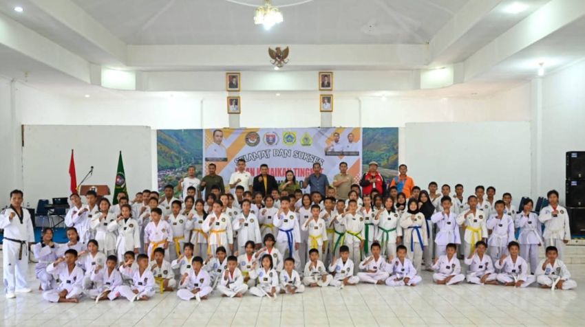 Pemkab Humbahas Dukung UKT Geup Atlet Taekwondo Indonesia