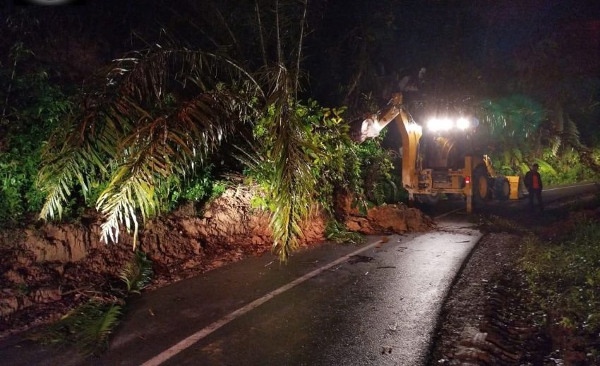 Sempat Terputus Akibat Longsor, Akses Jalan Parlilitan&ndash;Doloksanggul Kembali Normal