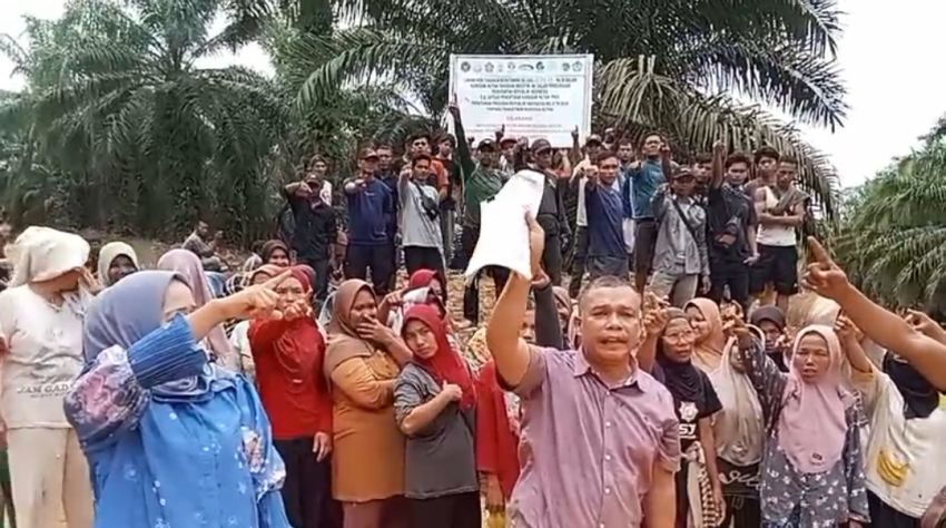 Di Lahan Berplang PKH, Warga Luhat Utte Rudang Deklarasi Sikap Soal PT Barapala